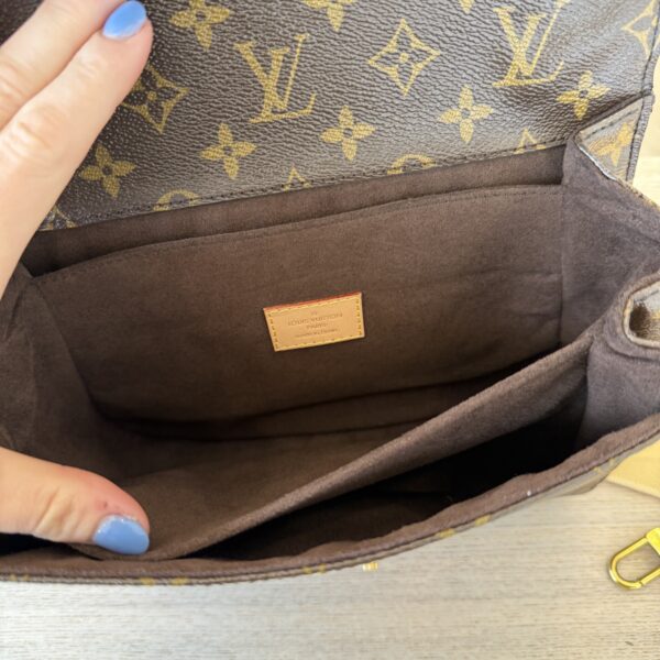 Louis Vuitton Monogram Pochette Metis