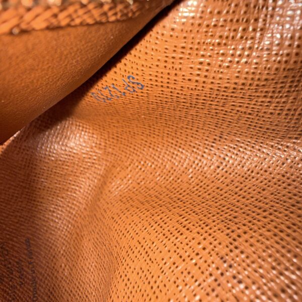 Louis Vuitton Monogram 6 Key Holder