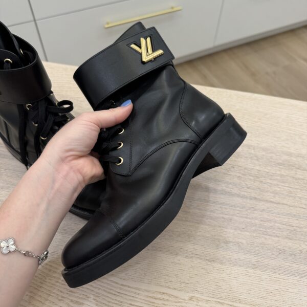 Louis Vuitton Calfskin Wonderland Flat Ranger Boots 39 Black