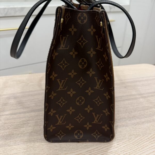 Louis Vuitton Monogram Reverse Giant Onthego MM