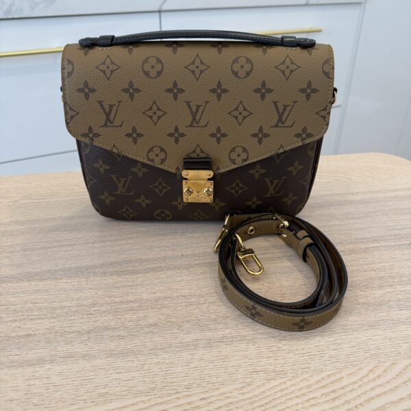 Louis Vuitton Monogram Reverse Pochette Metis