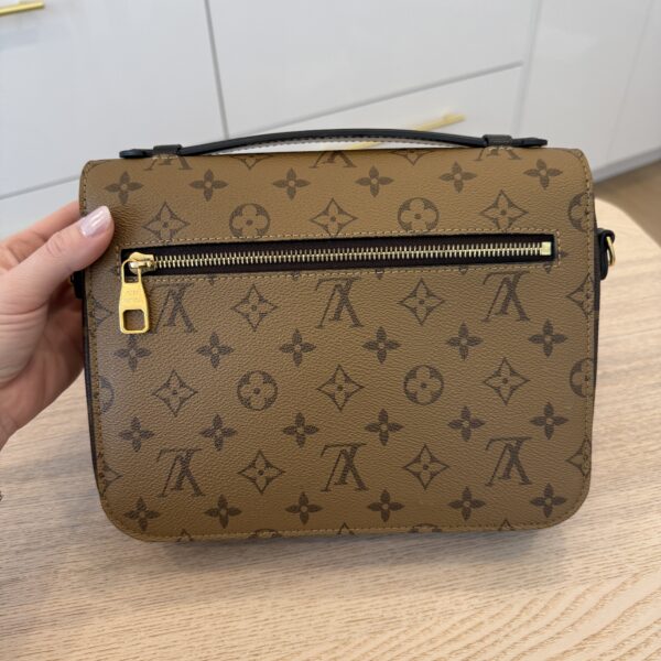 Louis Vuitton Monogram Reverse Pochette Metis