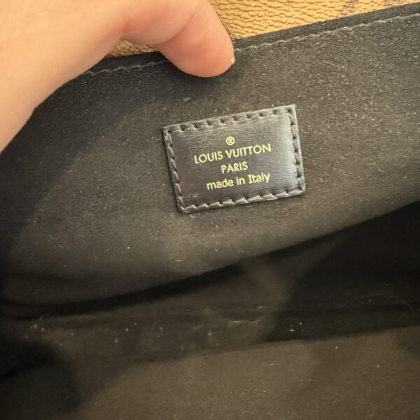 Louis Vuitton Monogram Reverse Pochette Metis