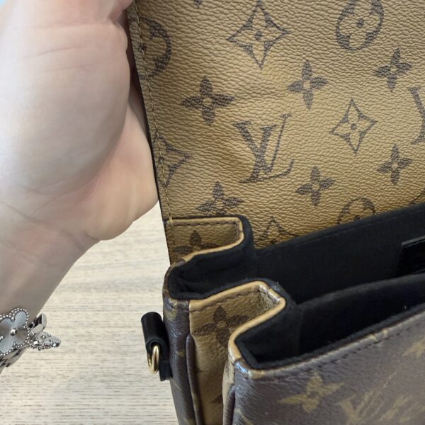 Louis Vuitton Monogram Reverse Pochette Metis