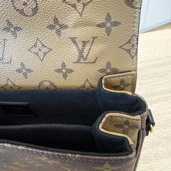 Louis Vuitton Monogram Reverse Pochette Metis