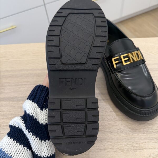 Fendi Vitello Abrasivato Fendigraphy 50mm Loafers 39 Black