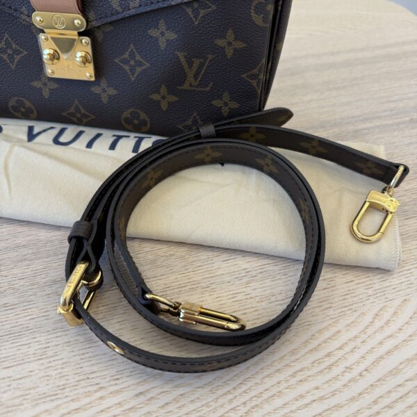 Louis Vuitton Monogram Pochette Metis