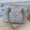 Louis Vuitton Damier Azur Totally MM