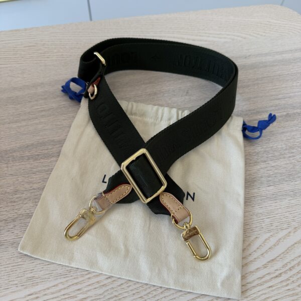 Louis Vuitton Monogram Multi Pochette Accessories Shoulder Strap Kaki