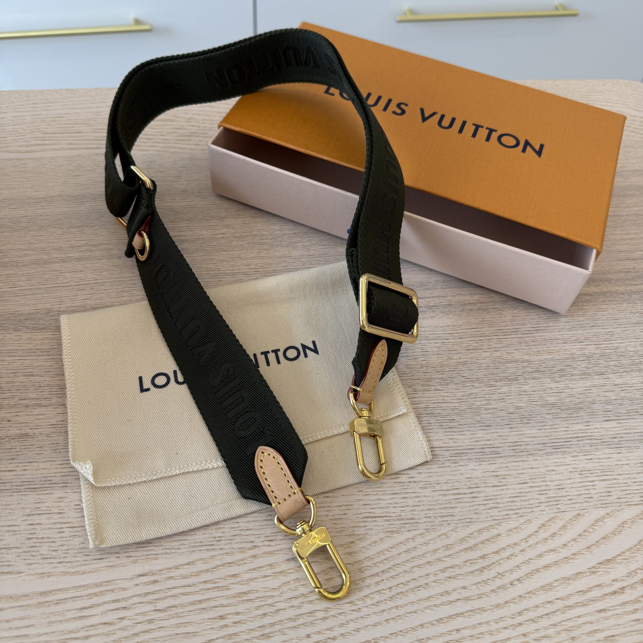 Louis Vuitton Monogram Multi Pochette Accessories Shoulder Strap Kaki