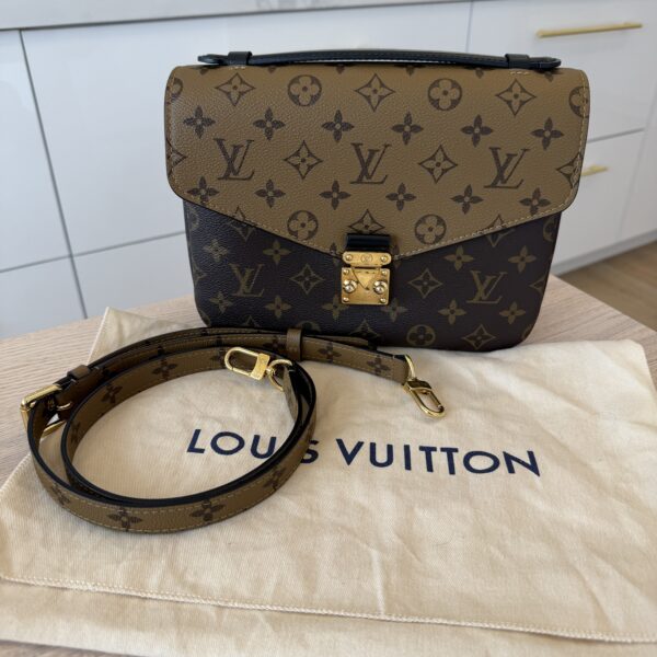 Louis Vuitton Monogram Reverse Pochette Metis