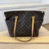 Louis Vuitton Monogram Totally MM