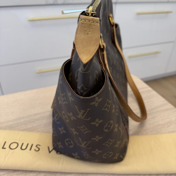 Louis Vuitton Monogram Totally MM