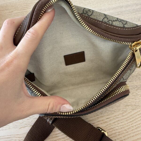 Gucci GG Supreme Interlocking G Belt Bag