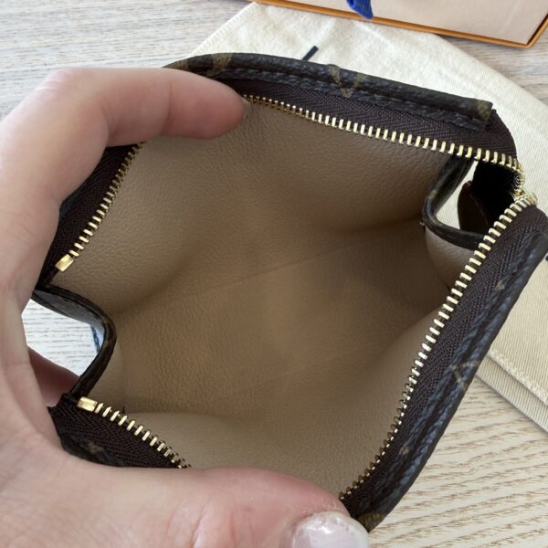 Louis Vuitton Monogram Toiletry 15