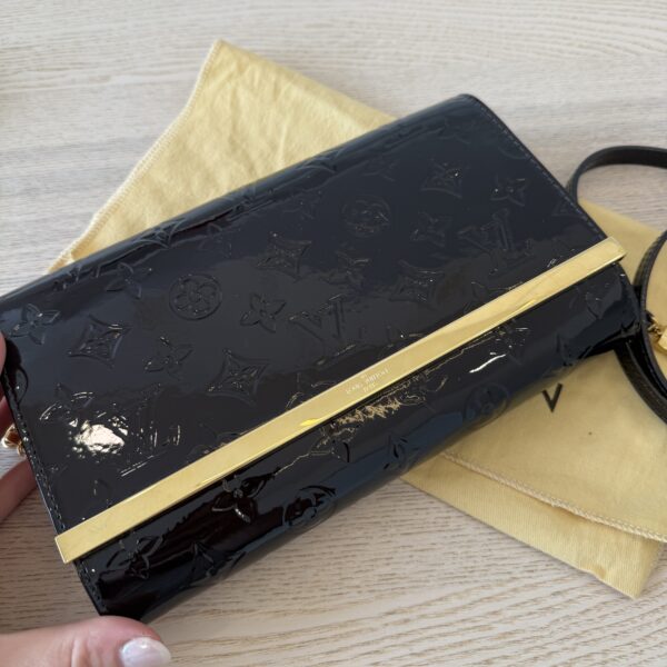 Louis Vuitton Amarante Monogram Vernis Ana Clutch Bag