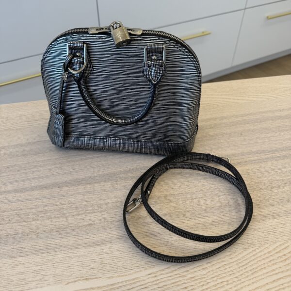 Louis Vuitton Epi Alma BB Platine