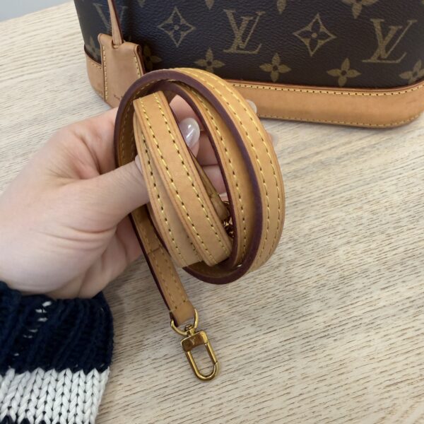 Louis Vuitton Monogram Alma BB