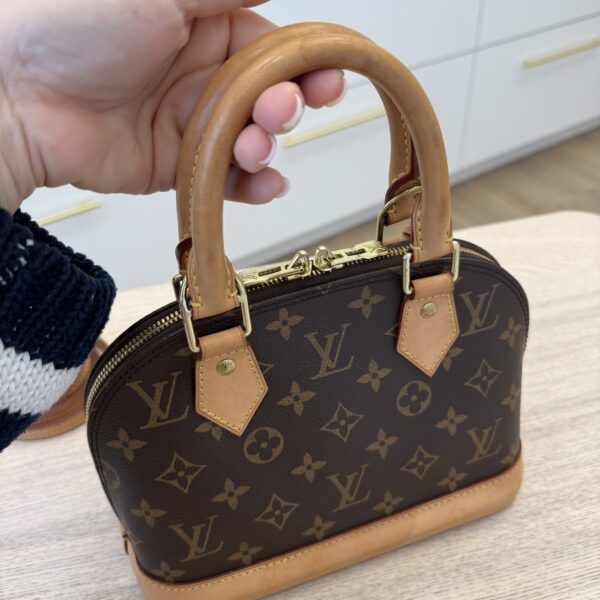 Louis Vuitton Monogram Alma BB