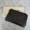Louis Vuitton Monogram Etui Voyage PM Pouch Fuchsia
