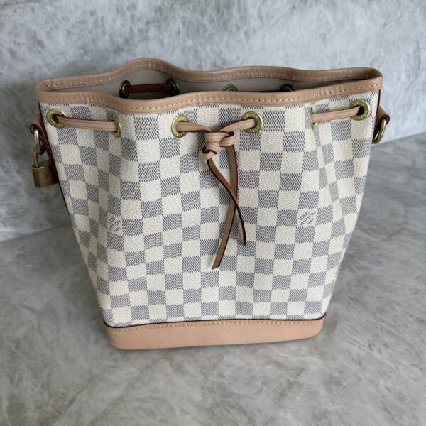 Louis Vuitton Damier Azur Noe BB