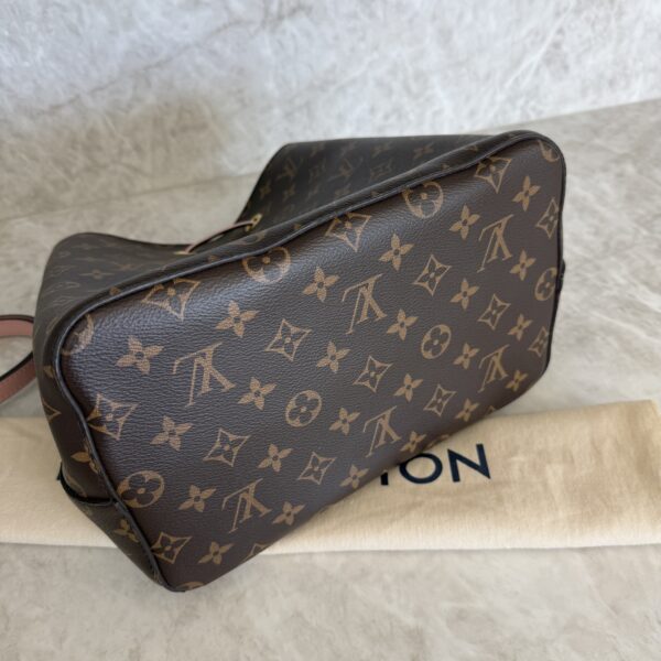 Louis Vuitton Monogram Neonoe MM Rose Poudre