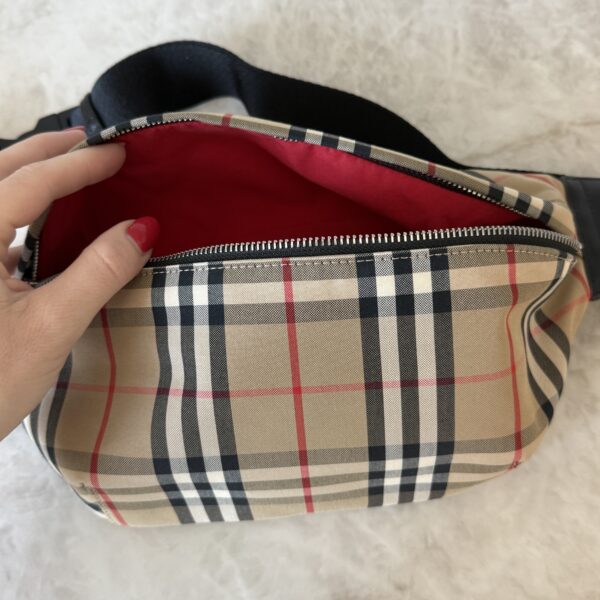Burberry Nylon Vintage Check Medium Sonny Bum Bag Archive Beige Black