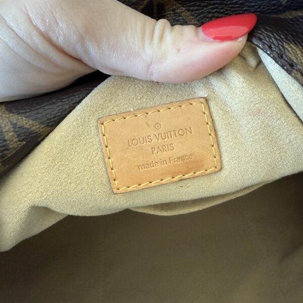 Louis Vuitton Monogram Artsy MM