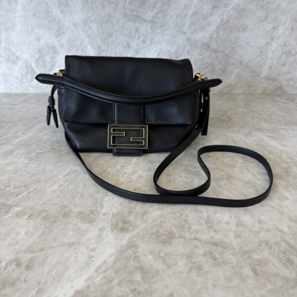 Fendi Mamma Baguette Small Black