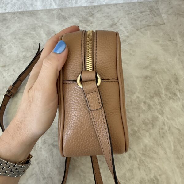 Gucci Calfskin Small Soho Disco Bag Beige