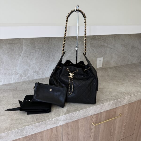 Chanel Caviar Quilted Medium Chanel 25 Handbag Black
