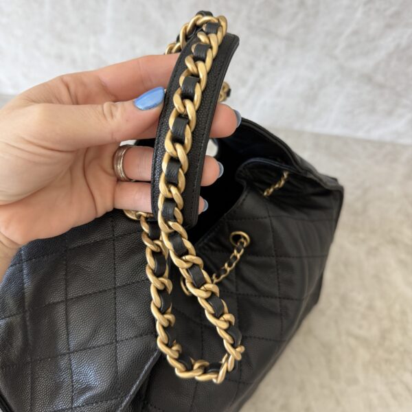 Chanel Caviar Quilted Medium Chanel 25 Handbag Black