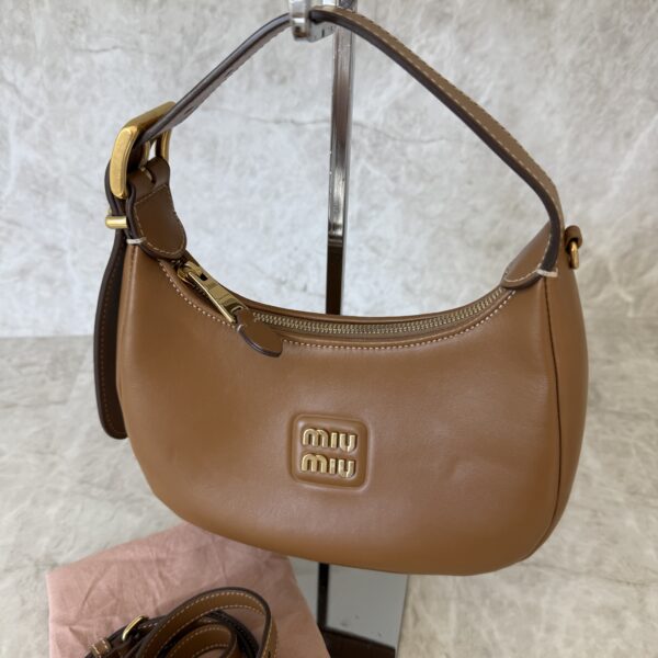 Miu Miu Wander Hobo Caramel