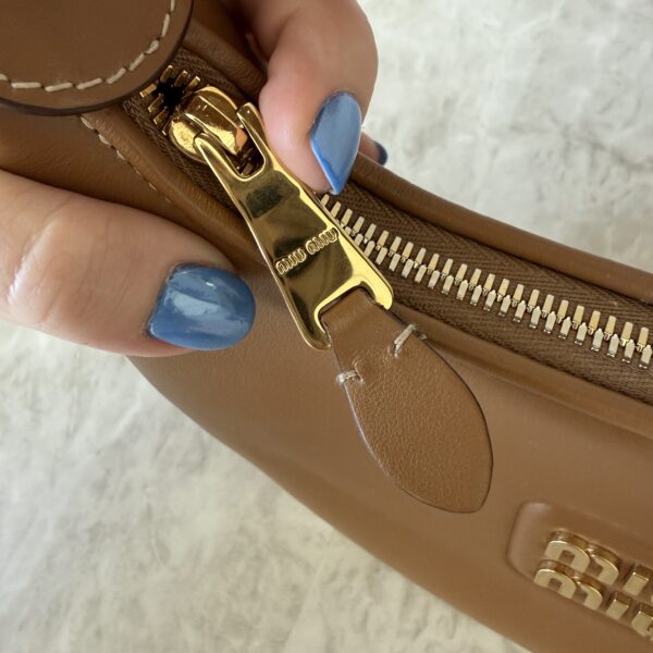 Miu Miu Wander Hobo Caramel