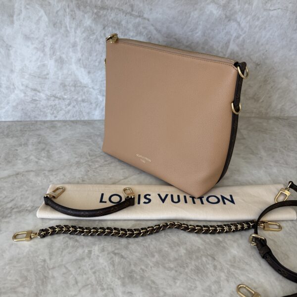 Louis Vuitton Calfskin Multipass Arizona Beige