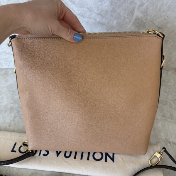 Louis Vuitton Calfskin Multipass Arizona Beige