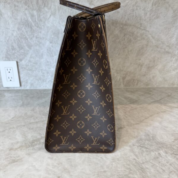 Louis Vuitton Reverse Monogram Giant Onthego GM