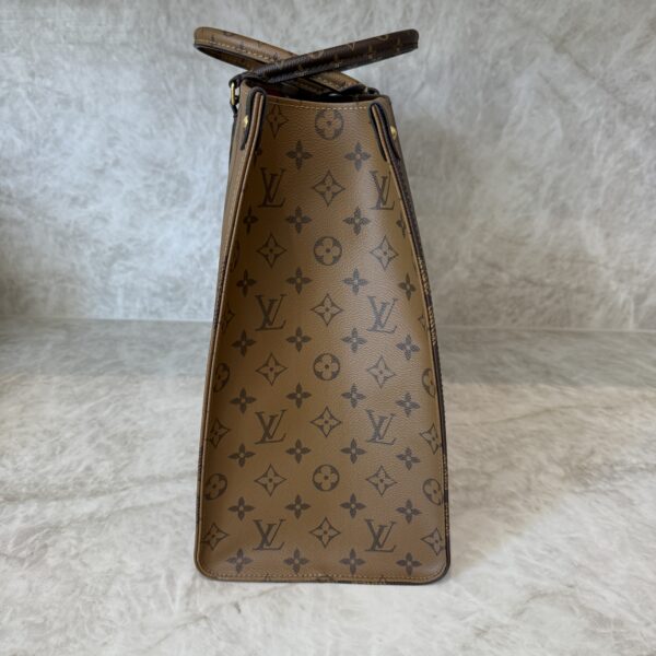 Louis Vuitton Reverse Monogram Giant Onthego GM