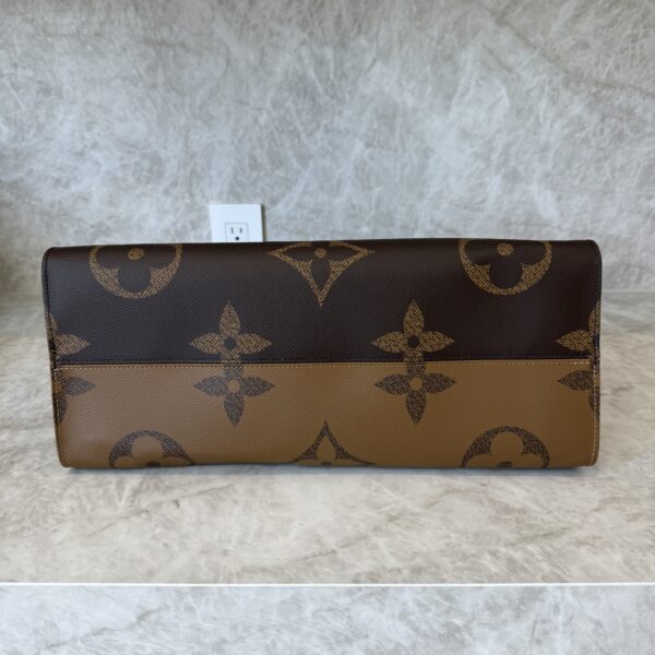Louis Vuitton Reverse Monogram Giant Onthego GM