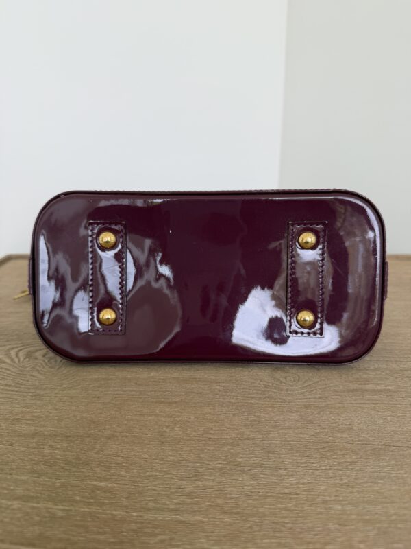 Louis Vuitton Alma Handbag Monogram Vernis