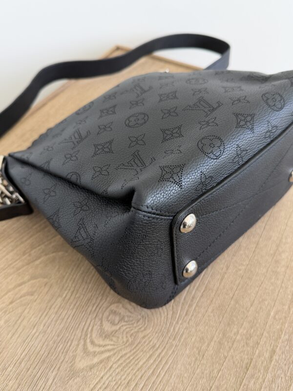 Louis Vuitton Mahina Babylone Chain BB Black