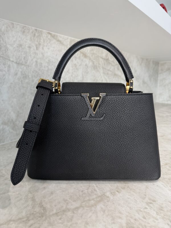 Louis Vuitton Taurillon Capucines MM Black