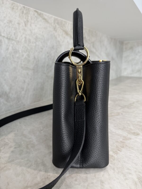 Louis Vuitton Taurillon Capucines MM Black