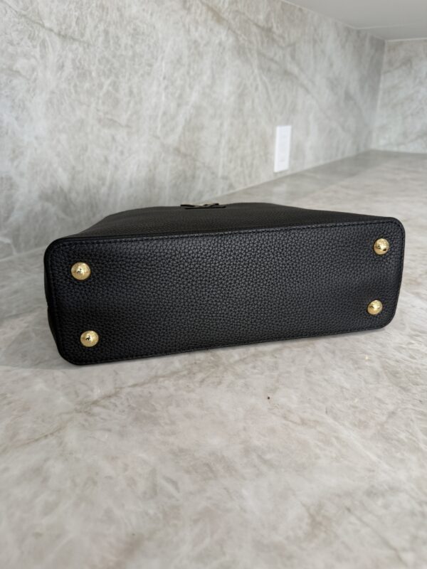 Louis Vuitton Taurillon Capucines MM Black