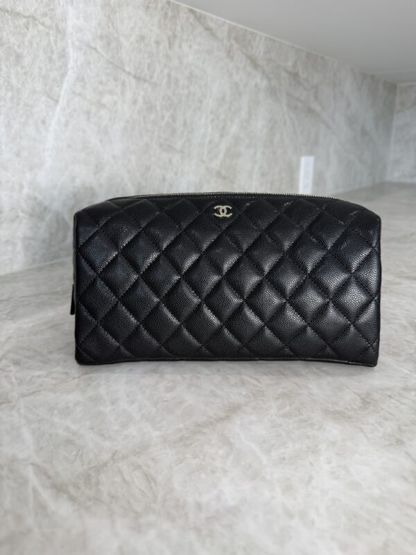 Chanel Grained Shiny Calfskin Gold Tone Hardware Zippered Case Large