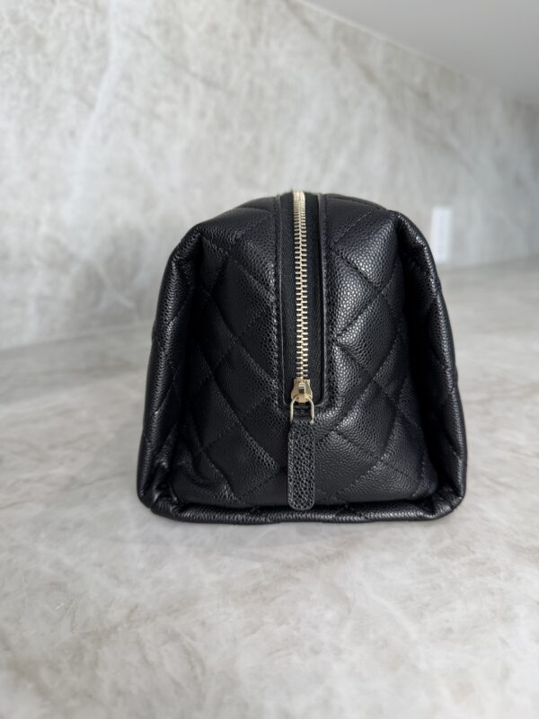 Chanel Grained Shiny Calfskin Gold Tone Hardware Zippered Case Large