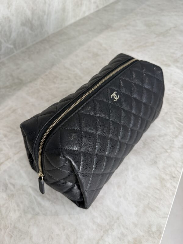 Chanel Grained Shiny Calfskin Gold Tone Hardware Zippered Case Large