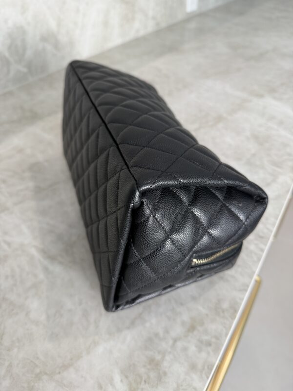 Chanel Grained Shiny Calfskin Gold Tone Hardware Zippered Case Large