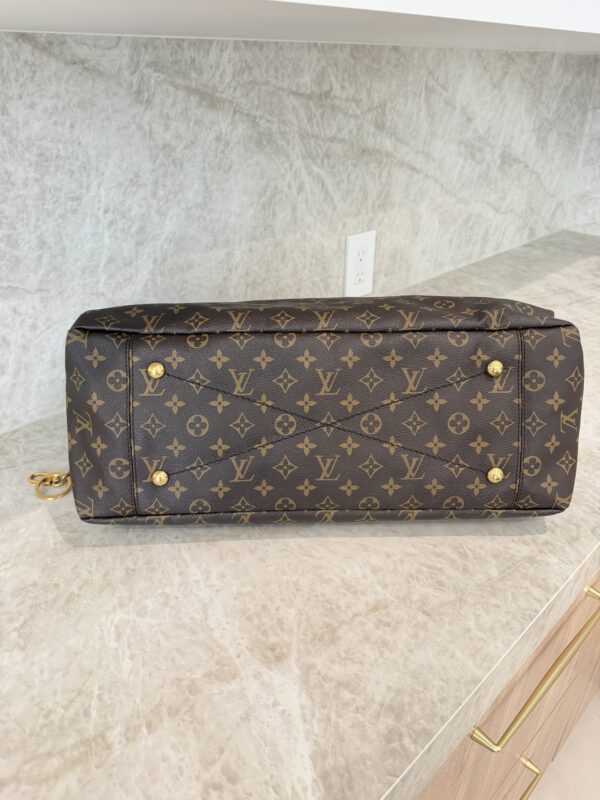 Louis Vuitton Monogram Artsy GM