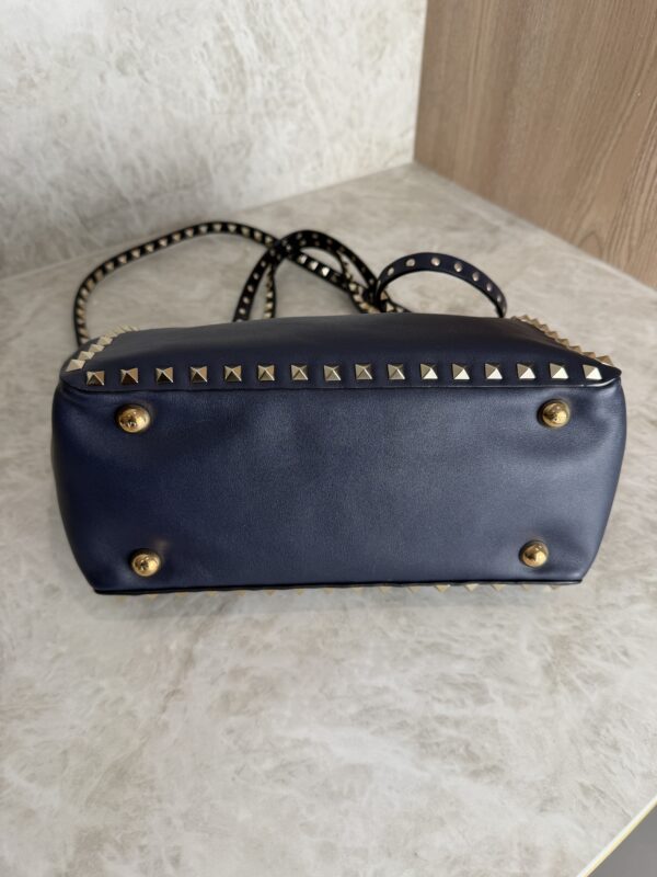 Valentino Garavani Vitello Small Rockstud Tote Marine